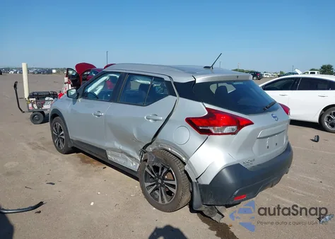 2018 Nissan Kicks Sv из США, поврежденный, VIN 3N1CP5CU0JL516936
